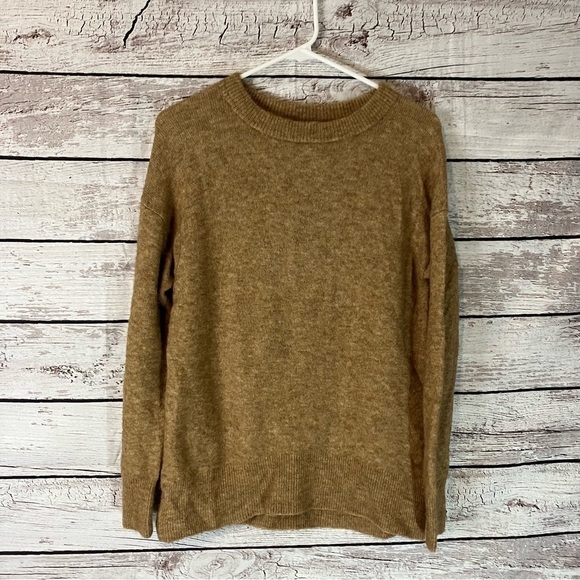 Aritzia the Group Babaton Thurlow Alpaca Wool Blend Sweater in Brown - Picture 2 of 11